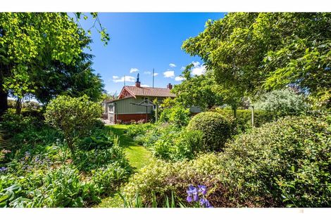 Photo of property in 4 Exeter Street, Waimate, 7924