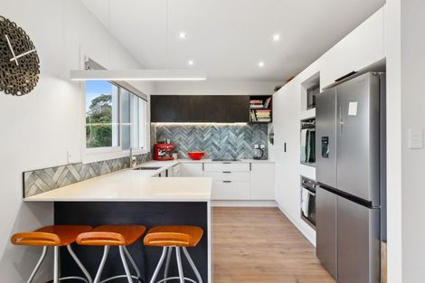 Photo of property in 11 Rutland Way, Wadestown, Wellington, 6012