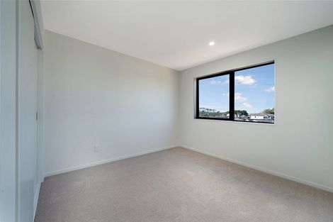 Photo of property in 52 Horokaka Street, Massey, 0614