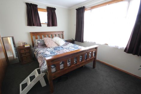 Photo of property in 24 Glasgow Street, Takaro, Palmerston North, 4412