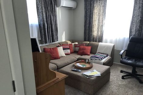 Photo of property in 45a Barnhill Crescent, Pahurehure, Papakura, 2113