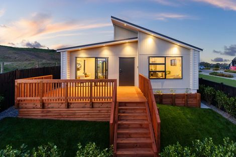 Photo of property in 3 Kauru Lane, Wainui, 0992
