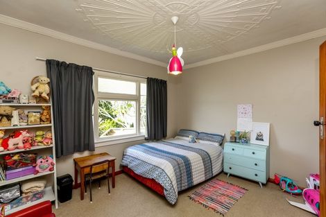 Photo of property in 2/68 Woodleigh Street, Frankleigh Park, New Plymouth, 4310