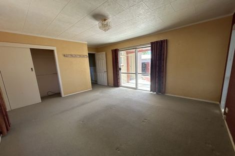 Photo of property in 14 Savage Crescent, West End, Palmerston North, 4412