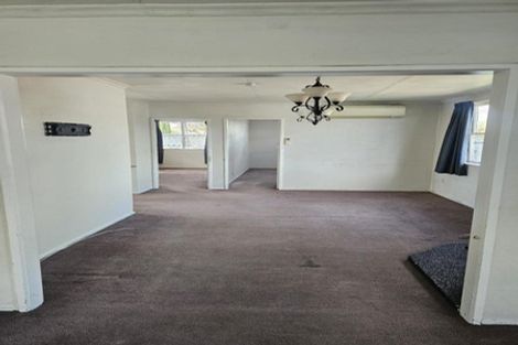 Photo of property in 70 Sedcole Street, Pahiatua, 4910