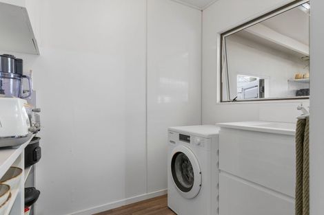 Photo of property in 93 Hyde Avenue, Richmond Heights, Taupo, 3330