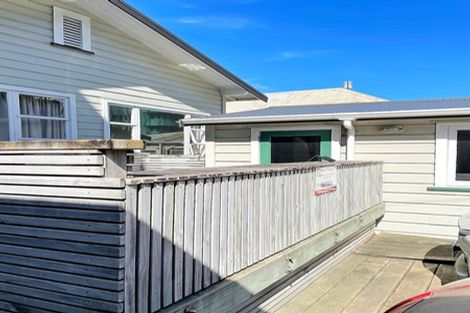 Photo of property in 289 The Terrace, Te Aro, Wellington, 6011