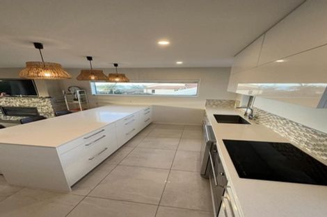 Photo of property in 8a Ewen Street, Takapuna, Auckland, 0622