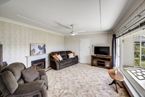 Photo of property in 38 Puketapu Road, Taradale, Napier, 4112