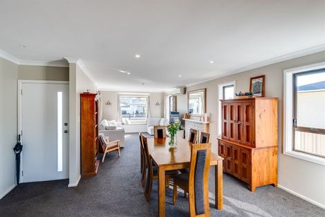 Photo of property in 10 Rata Street, Taradale, Napier, 4112