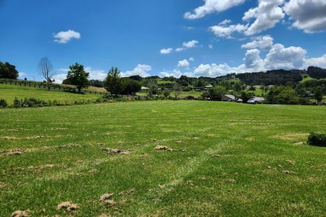 Photo of property in 12 Riversong Road, Kauri, 0185