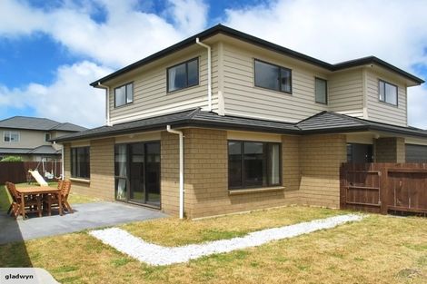 Photo of property in 238 Mark Avenue, Grenada Village, Wellington, 6037