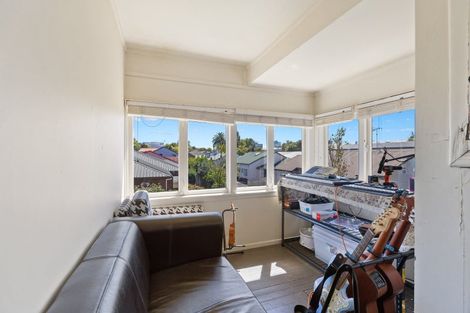Photo of property in 72a Palmerston Street, Hamilton Central, Hamilton, 3204