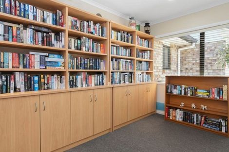 Photo of property in 7 Olive Close, Omokoroa, 3114