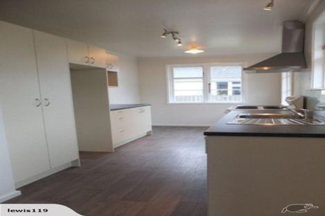 Photo of property in 29 Auburn Avenue, Upper Riccarton, Christchurch, 8041