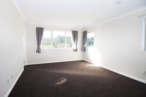 Photo of property in 80 Jeroboam Loop, Kumeu, 0810