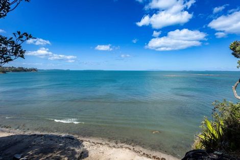 Photo of property in 62 Sharon Road, Waiake, Auckland, 0630