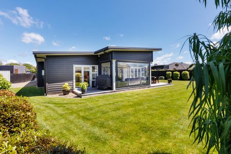 Photo of property in 3 Cheltenham Lane, Awapuni, Palmerston North, 4412