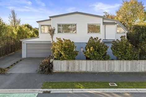 Photo of property in 70a Elizabeth Street, Riccarton, Christchurch, 8041