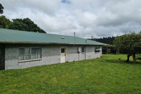 Photo of property in 5a Burgess Hill Road, Burgess Park, New Plymouth, 4371