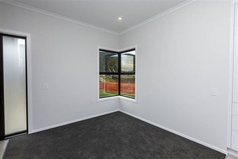 Photo of property in 1 Fitch Lane, Wallaceville, Upper Hutt, 5018