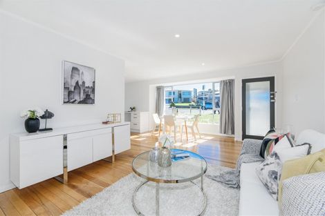 Photo of property in 2/353 Mount Albert Road, Mount Roskill, Auckland, 1041