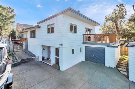 Photo of property in 52b Weldene Avenue, Glenfield, Auckland, 0629