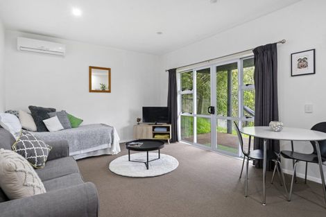 Photo of property in 51 Handyside Street, Tawa, Wellington, 5028