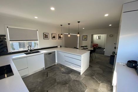 Photo of property in 65 Govett Avenue, Frankleigh Park, New Plymouth, 4310