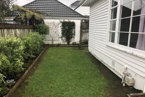 Photo of property in 15a Limbrick Street, Terrace End, Palmerston North, 4410