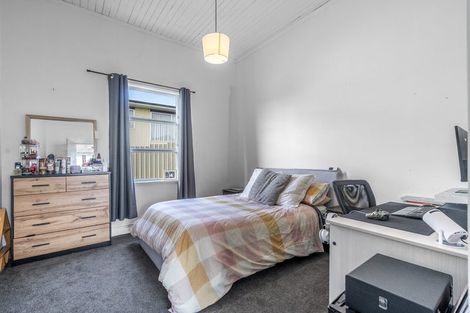 Photo of property in 1 Ann Street, Bluff, 9814