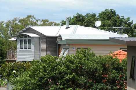 Photo of property in 1/50 Onepoto Road, Hauraki, Auckland, 0622