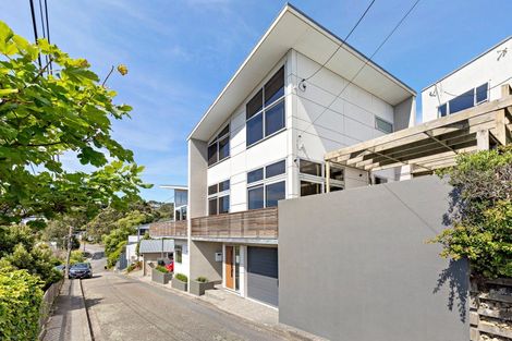 Photo of property in 3b Shalimar Crescent, Khandallah, Wellington, 6035