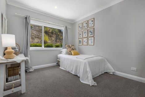 Photo of property in 9 Baxters Rise, Aotea, Porirua, 5024