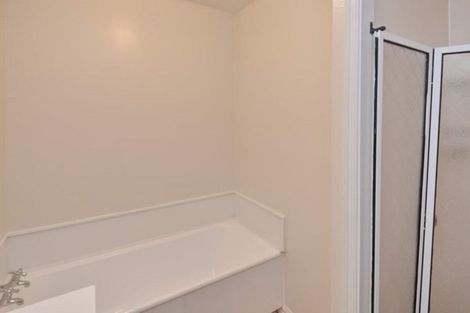 Photo of property in 2/5 Highgate Avenue, Merivale, Christchurch, 8014