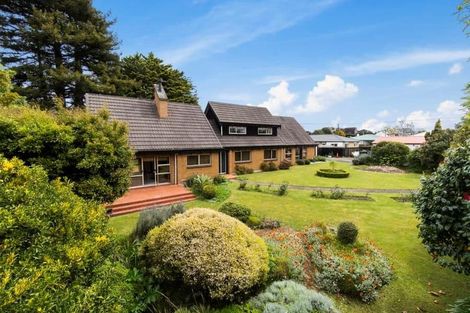 Photo of property in 88 Sturges Road, Henderson, Auckland, 0612