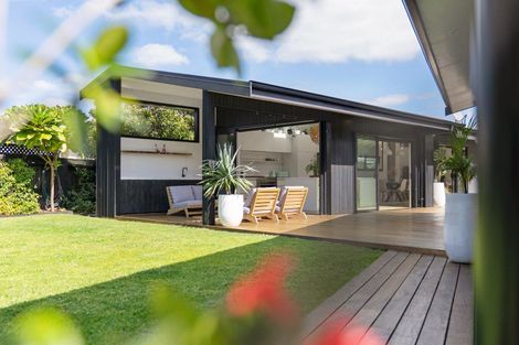 Photo of property in 53 Dickson Road, Papamoa Beach, Papamoa, 3118