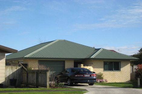 Photo of property in 9 Dellys Grove, Levin, 5510