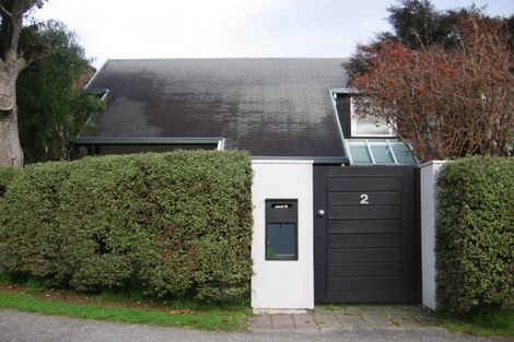 Photo of property in 2 Ngaio Crescent, Woburn, Lower Hutt, 5010