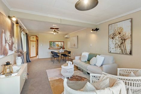 Photo of property in 1 Titoki Road, Raumati Beach, Paraparaumu, 5032
