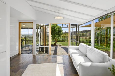 Photo of property in 1 Halcyon Way, Cashmere, Christchurch, 8022