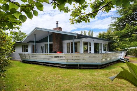 Photo of property in 1 Nisbet Terrace, Kinloch, Taupo, 3377