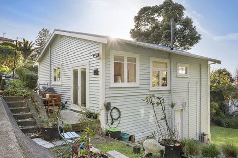 Photo of property in 28 Buckingham Street, Melrose, Wellington, 6023