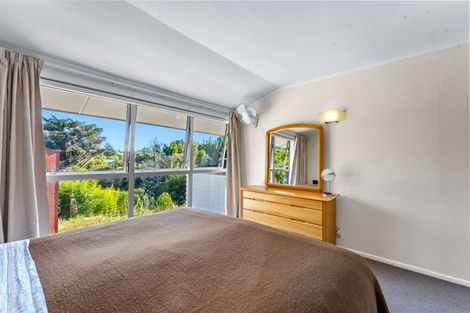 Photo of property in 11 Springbank Lane, Te Atatu Peninsula, Auckland, 0610