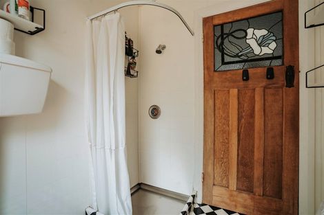 Photo of property in 14 Moana Street, Kaka Point, 9271