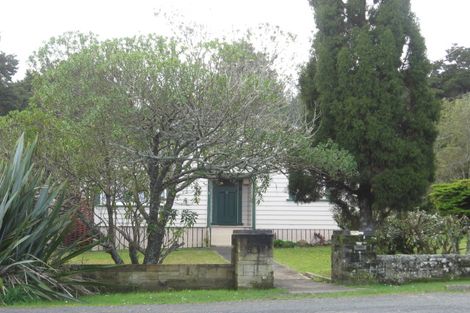 Photo of property in 1 Memorial Drive, Parahaki, Whangarei, 0112