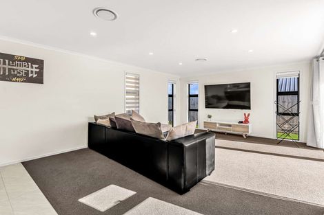 Photo of property in 28 Inuwai Street, Glenview, Hamilton, 3206