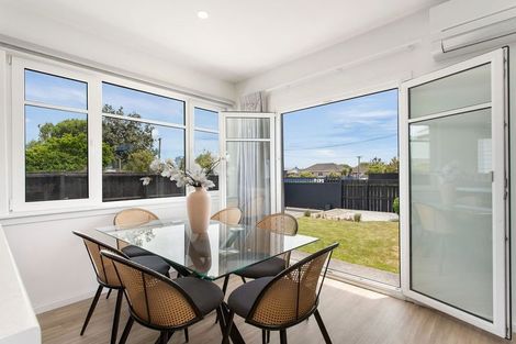 Photo of property in 59 Pacific Road, North New Brighton, Christchurch, 8083