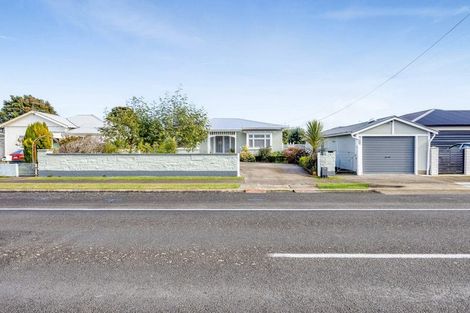 Photo of property in 17 Albion Street, Hawera, 4610
