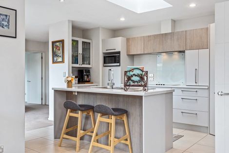 Photo of property in 28 Bank Street, Amberley, 7410